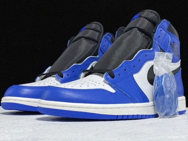 555088-403 Royal 1 Jordan OG Air Game 0713